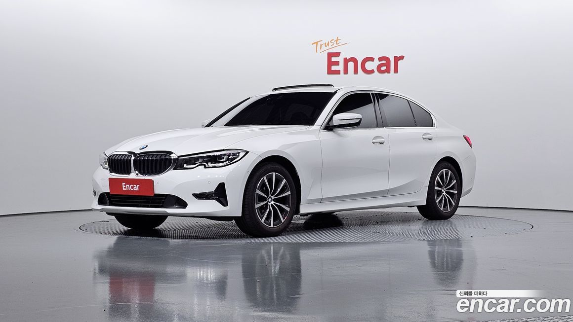 BMW 3-Series 320i, 2022