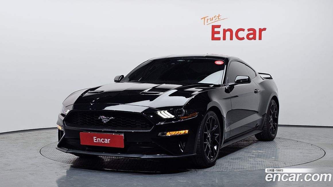 Ford Mustang Coupe, 2023