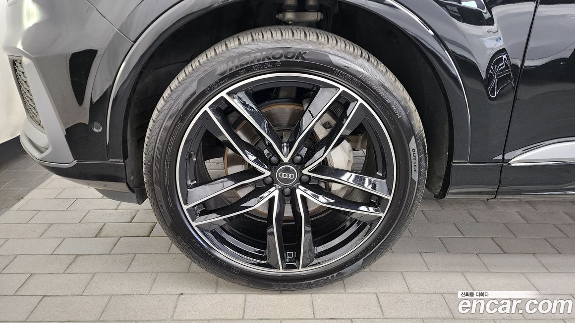 Audi Q7 45 TDI Quattro, 2023