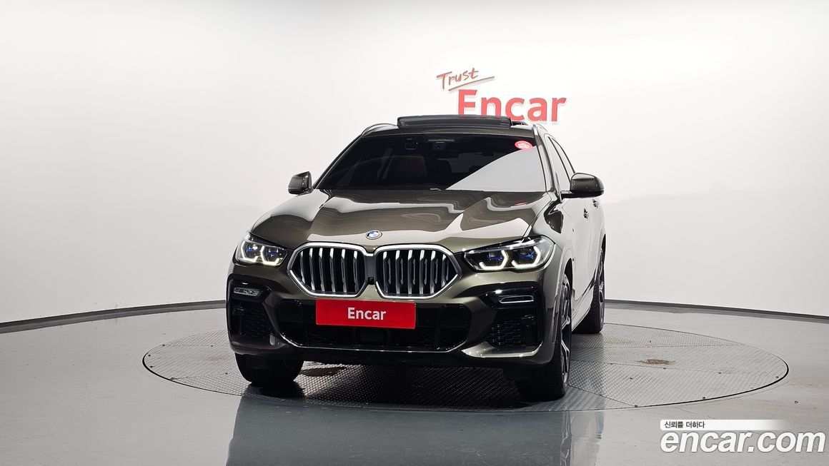 BMW X6 xDrive40i M Sport, 2021