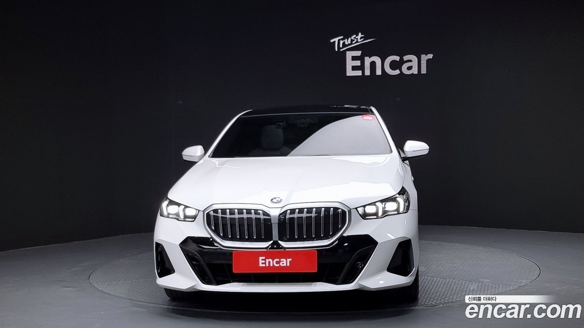 BMW 5-Series 520i M Sport, 2024