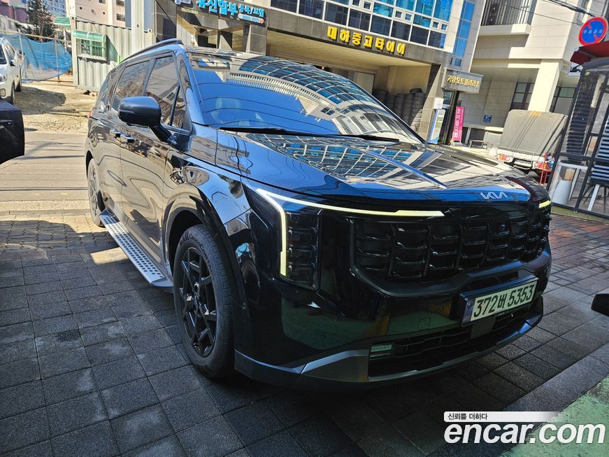 Kia Carnival 7-Seater Gravity, 2025