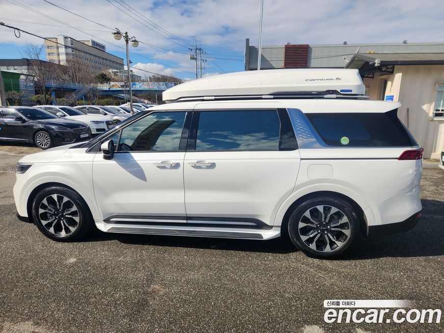 Kia Carnival 7-Seater Noblesse, 2023