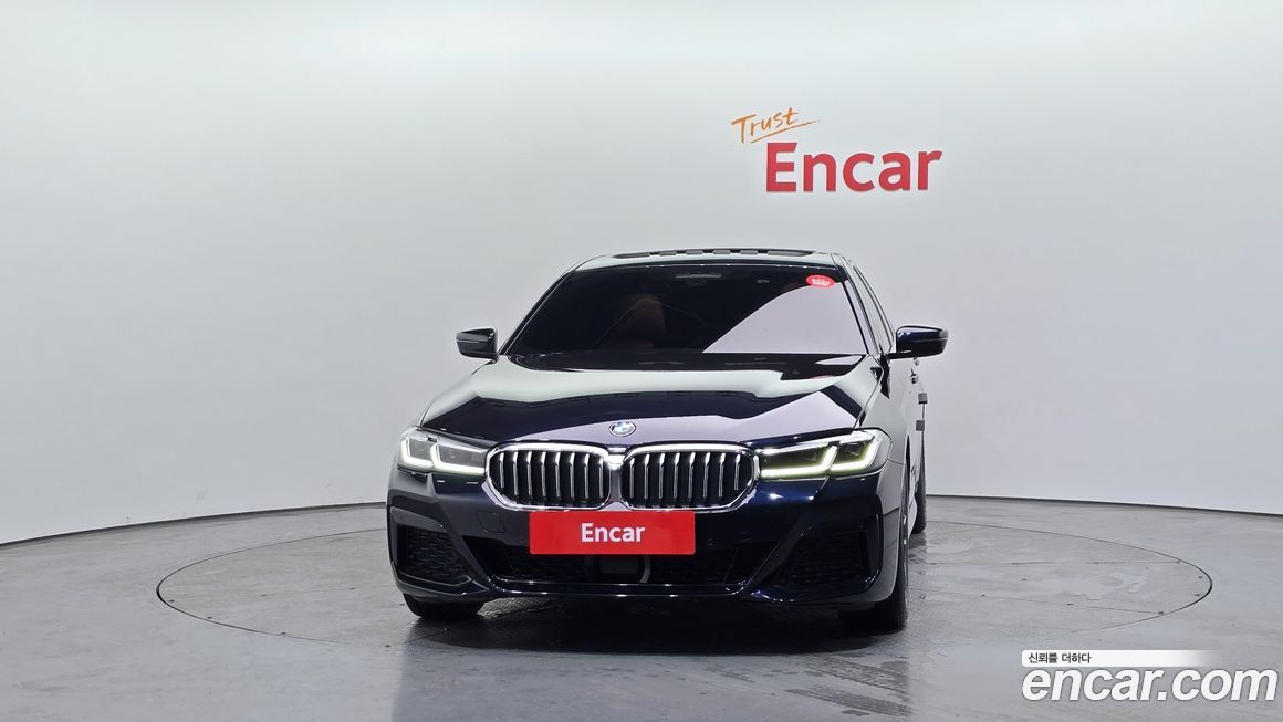 BMW 5-Series 520i M Sport, 2022