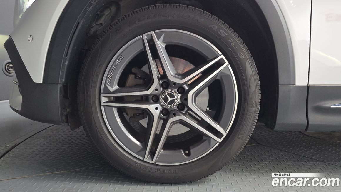 Mercedes-Benz GLB-Class GLB250 4MATIC, 2023