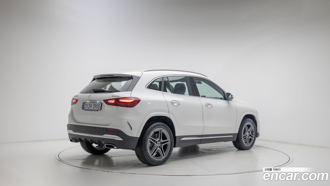 Mercedes-Benz GLA-Class GLA250 4MATIC, 2026