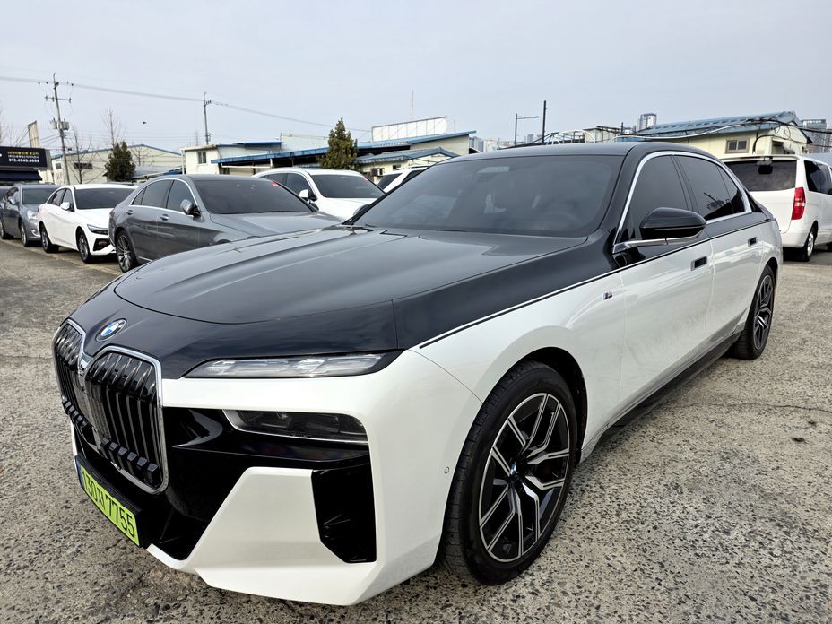 BMW 7-Series 740i sDrive M Sport, 2023