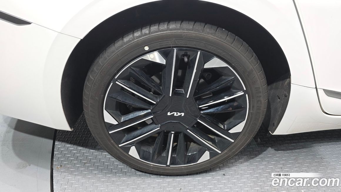 Kia K8 2.5 Gasoline 2WD, 2025