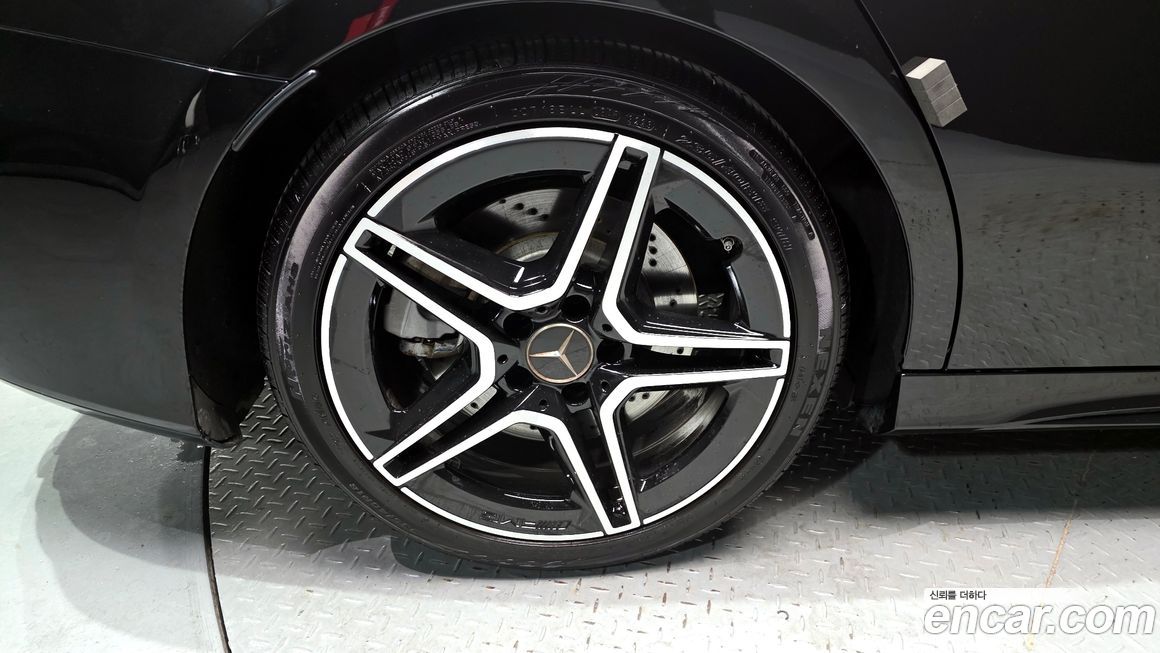 Mercedes-Benz A-Class AMG A35 4MATIC Sedan, 2022