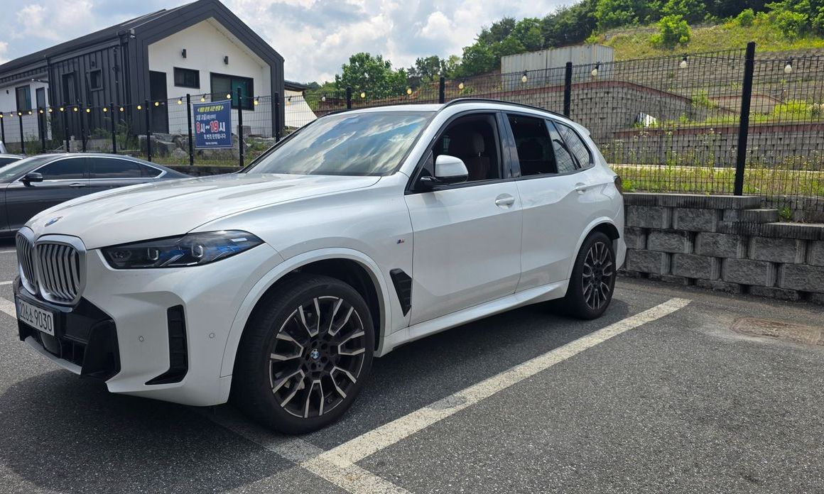 BMW X5 xDrive 40i M Sport, 2025