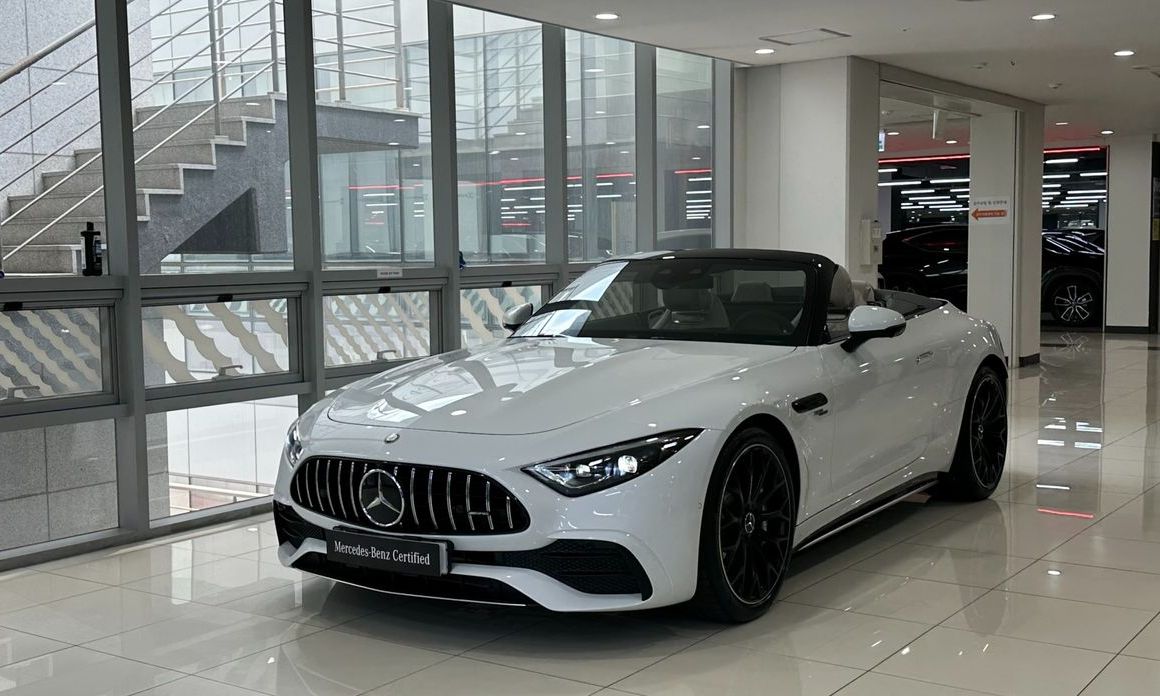 Mercedes-Benz SL-Class AMG SL43, 2025