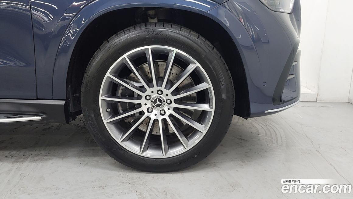 Mercedes-Benz GLE-Class GLE450 4MATIC, 2025