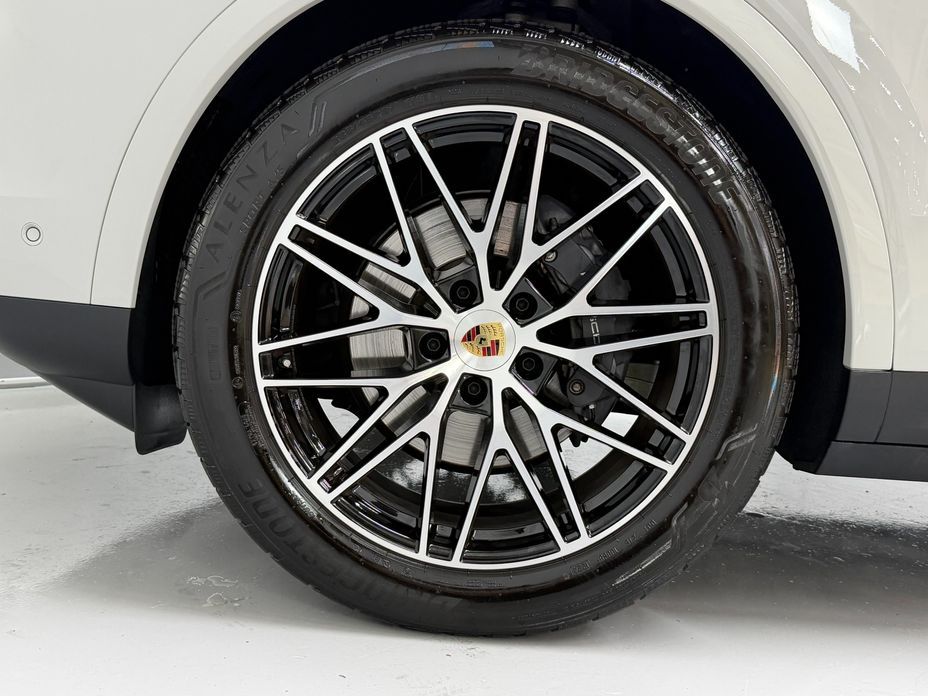 Porsche Cayenne 3.0, 2024