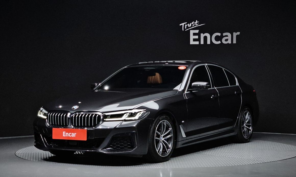 BMW 5-Series 520i M Sport, 2022