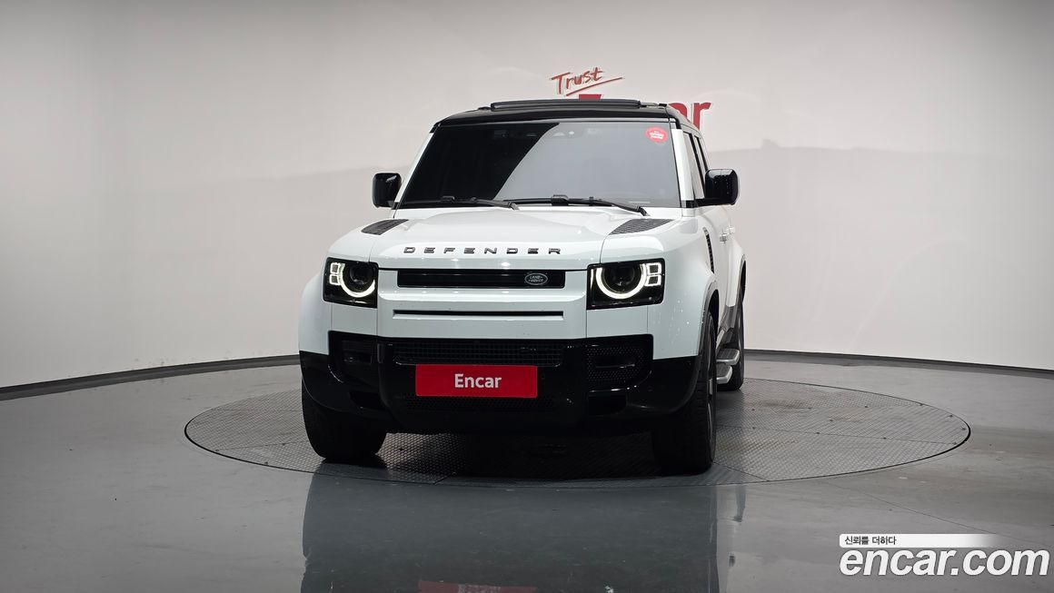 Land Rover Defender 130 P400 X-Dynamic HSE, 2023
