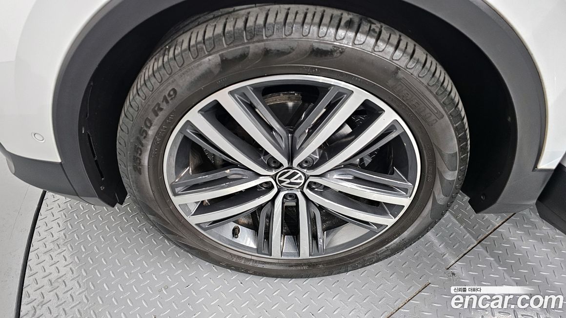 Volkswagen Tiguan 2.0 TDI Prestige, 2022