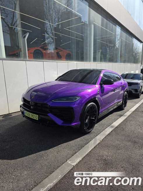 Lamborghini Urus 4.0 V8 SE, 2025