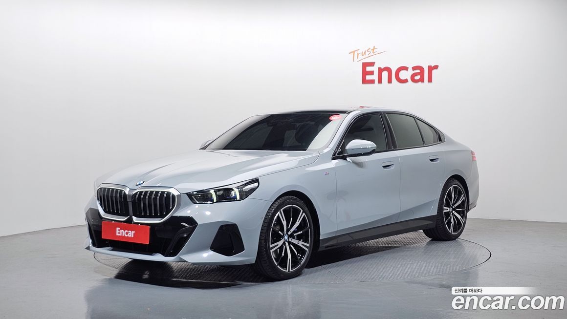 BMW 5-Series 530i xDrive M Sport, 2025