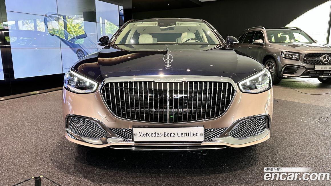 Mercedes-Benz S-Class Maybach S680 4MATIC Haute Vouture Edition, 2023