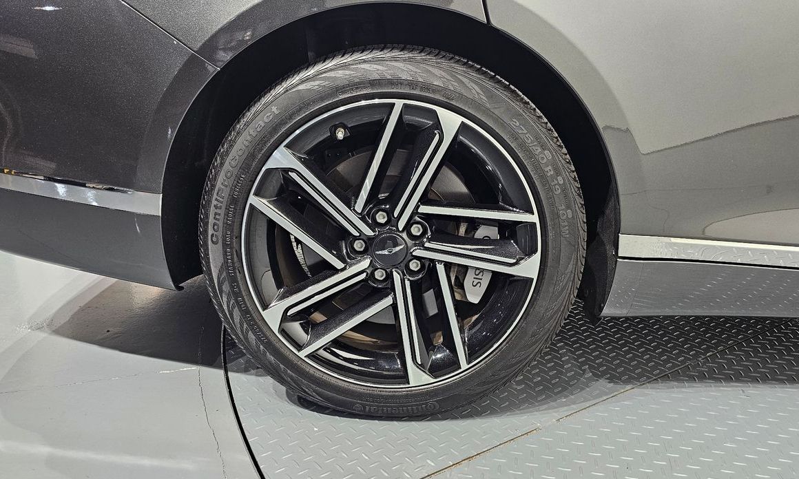 Genesis G80 Gasoline 2.5 Turbo AWD, 2025