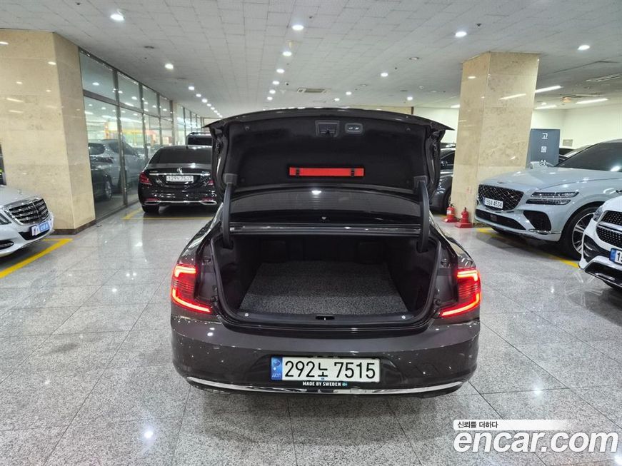 Volvo S90 B6 AWD Inscription, 2022