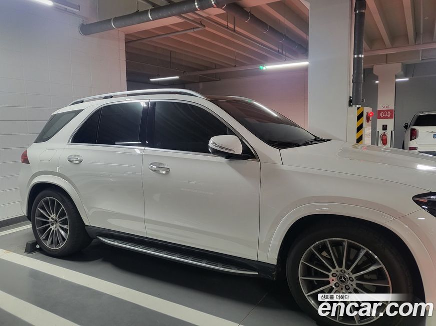 Mercedes-Benz GLE-Class GLE450 4MATIC AMG Line, 2025
