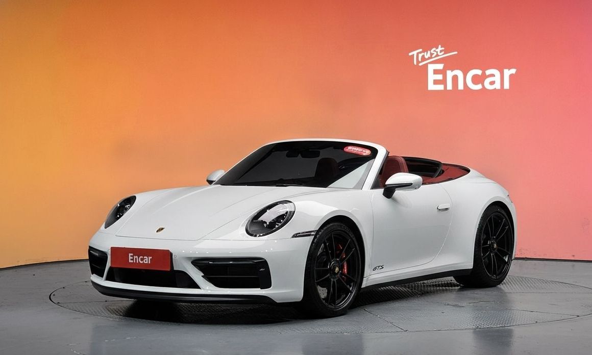 Porsche 911 Carrera 4 GTS Cabriolet, 2024