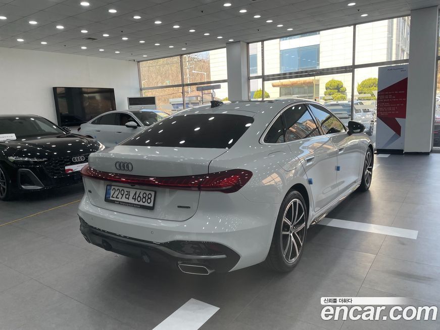 Audi A5 40 TFSI Quattro S Line, 2025