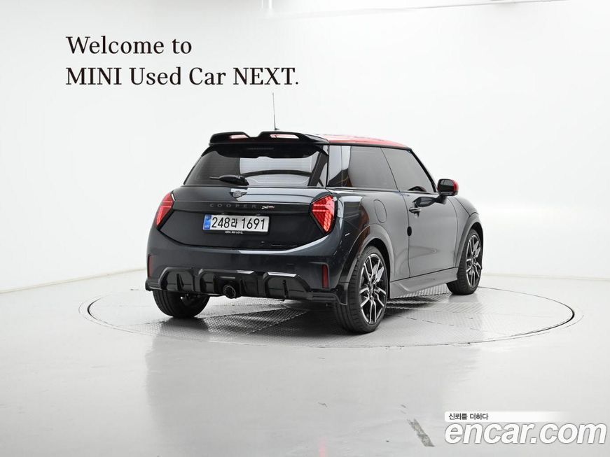 Mini Cooper JCW, 2025