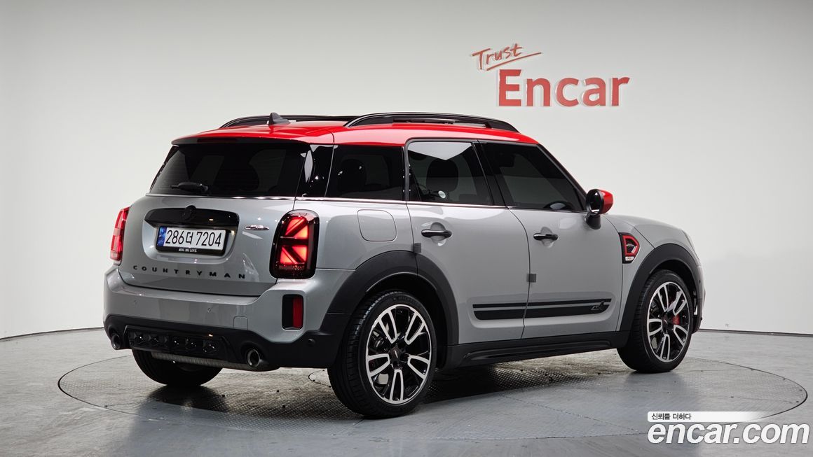 Mini Countryman JCW Launch Pack, 2023