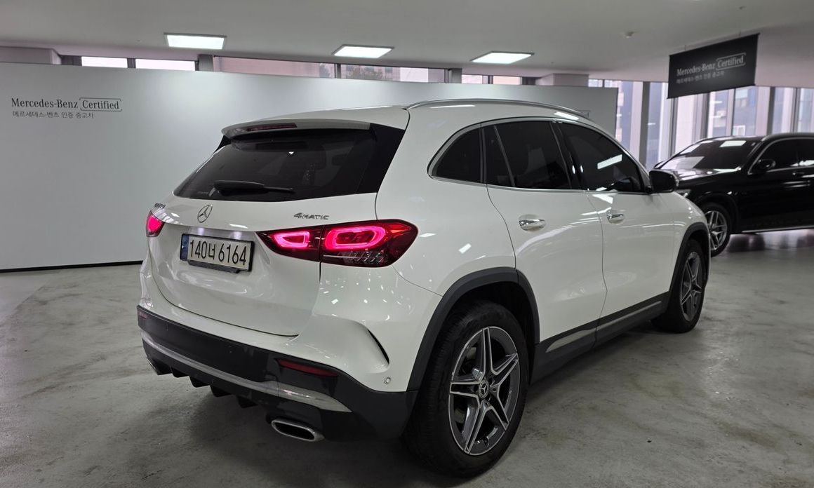 Mercedes-Benz GLA-Class GLA250 4MATIC, 2023