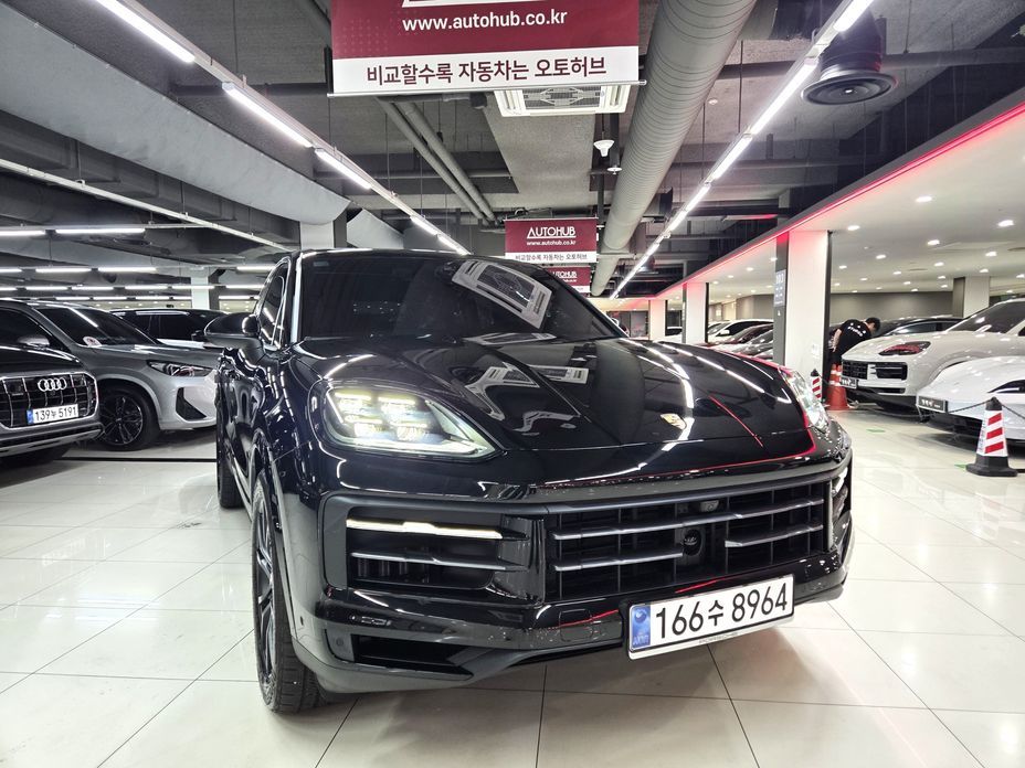 Porsche Cayenne 3.0, 2025