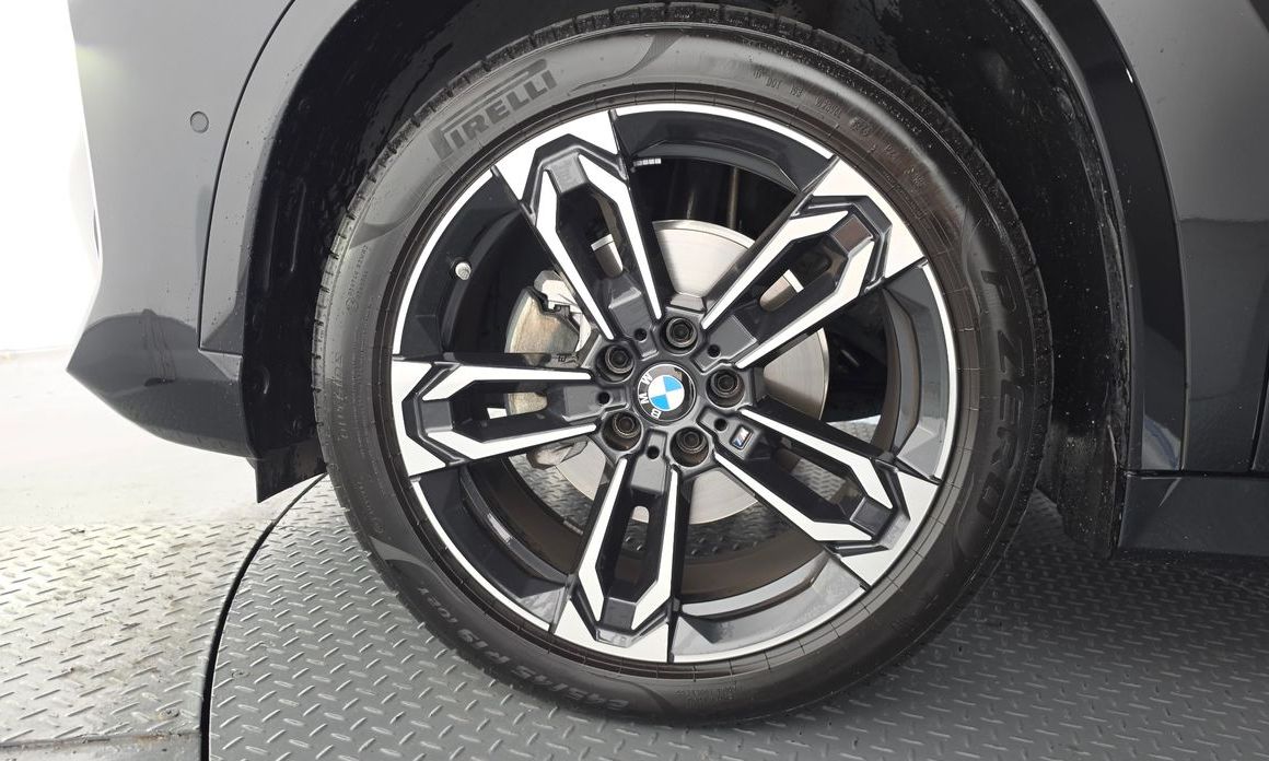 BMW X1 xDrive 20i M Sport, 2025