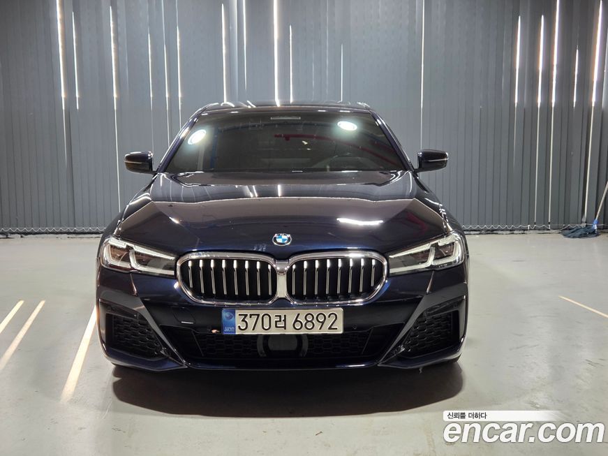 BMW 5-Series 530i M Sport Package, 2022
