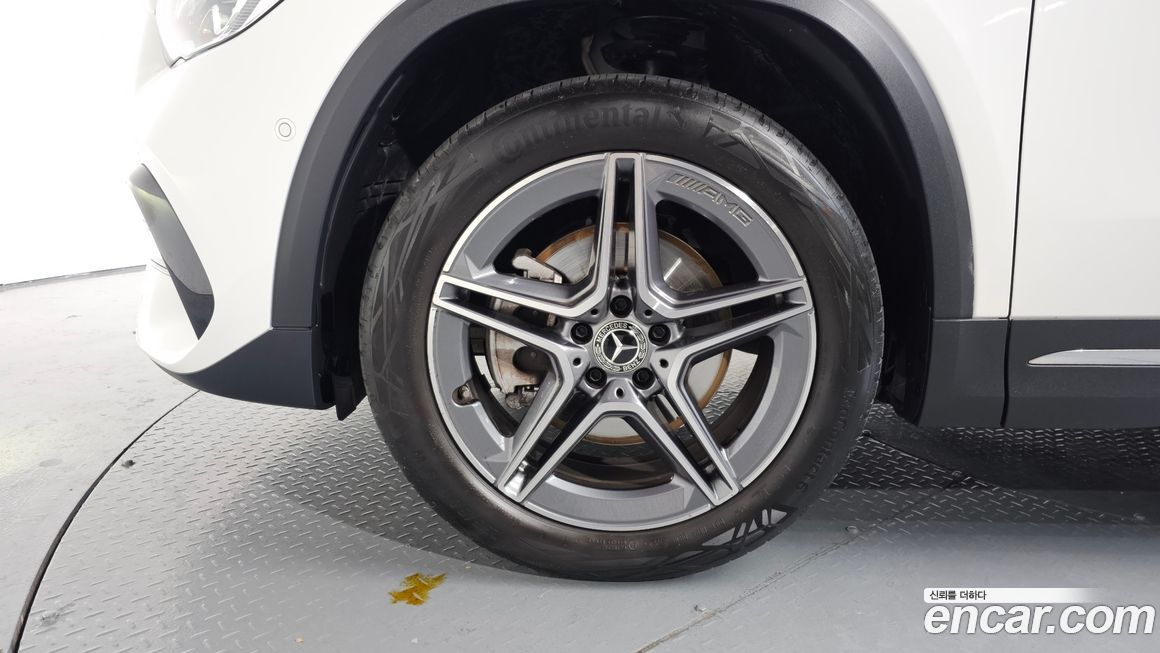 Mercedes-Benz GLA-Class GLA250 4MATIC, 2023