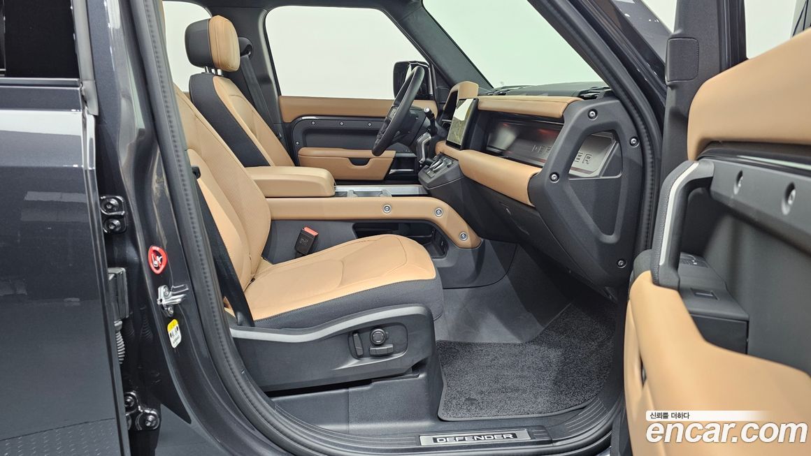 Land Rover Defender 110 P400 X, 2025