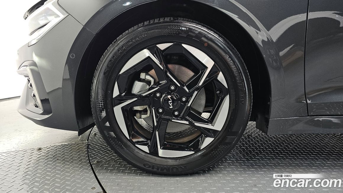 Kia K5 2.0, 2024