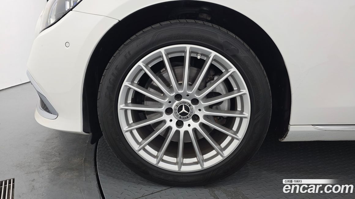 Mercedes-Benz E-Class E250 Exclusive, 2023