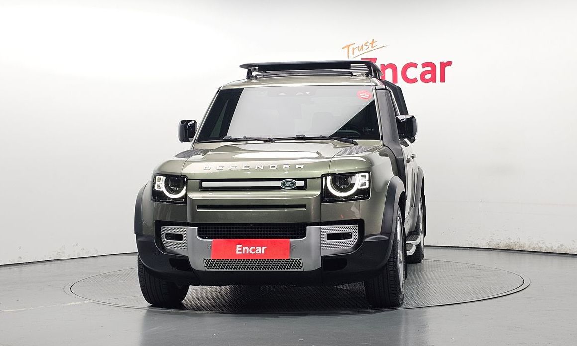 Land Rover Defender 110 D300 HSE, 2022