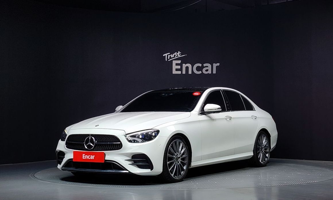 Mercedes-Benz E-Class E350 4MATIC AMG Line, 2022