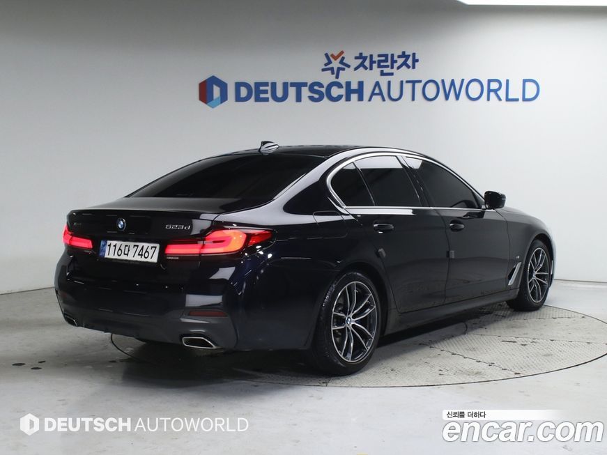 BMW 5-Series 523d xDrive M Sport, 2023