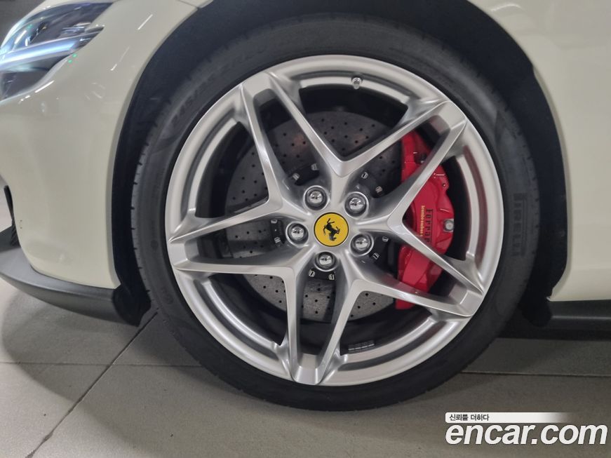 Ferrari Roma 3.9 Spider, 2024