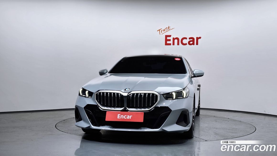 BMW 5-Series 530i xDrive M Sport, 2025