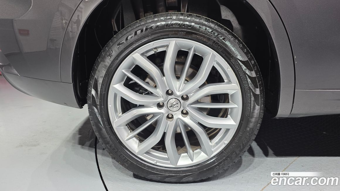 Maserati Levante 2.0 GT AWD, 2022