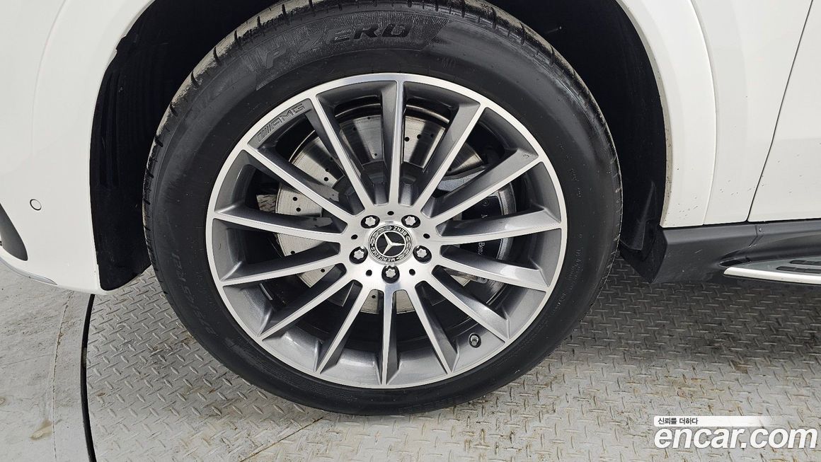 Mercedes-Benz GLE-Class GLE450 4MATIC, 2025