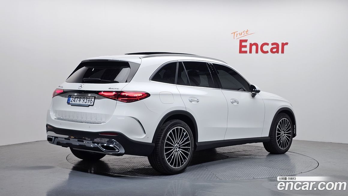 Mercedes-Benz GLC-Class GLC300 4MATIC AMG Line, 2026