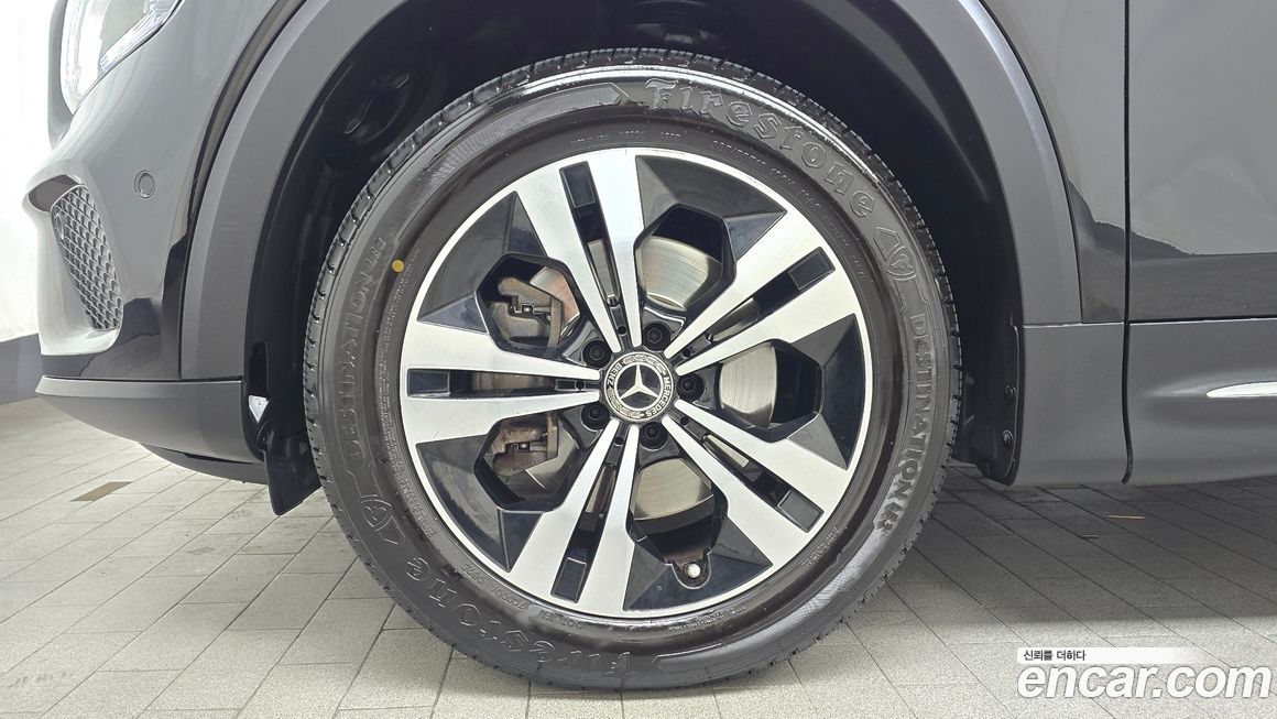 Mercedes-Benz GLB-Class GLB200 d, 2023