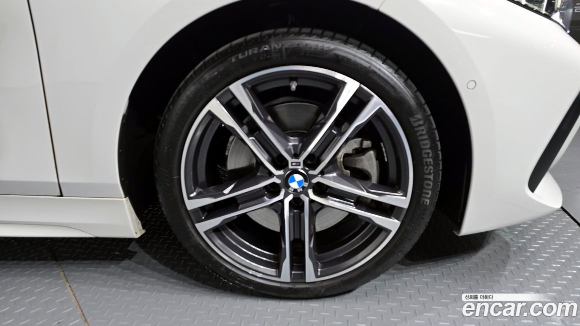 BMW 1-Series 120i M Sports, 2024