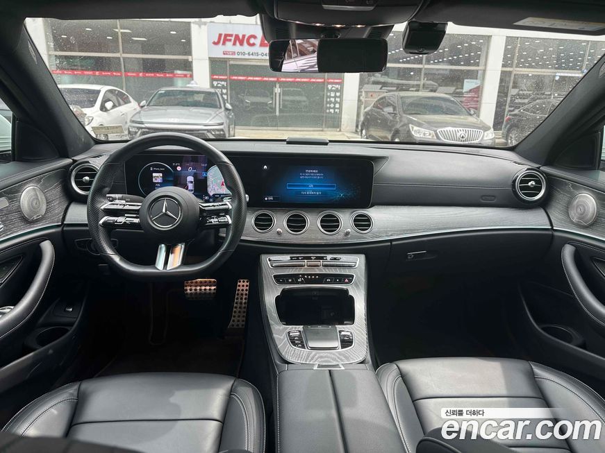 Mercedes-Benz E-Class E350 4MATIC AMG Line, 2021