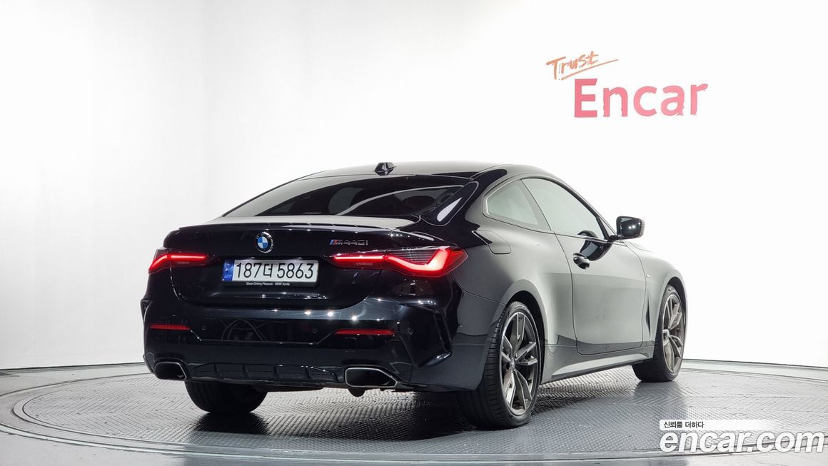 BMW 4-Series M440i xDrive Online Exclusive Coupe, 2024